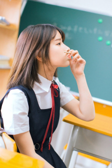 年轻的母亲播放